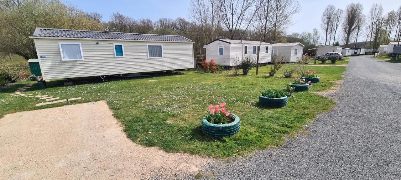 Mobil-Home 8 Personnes Vue Lac & Wi-Fi Inclus Onzain Luaran gambar